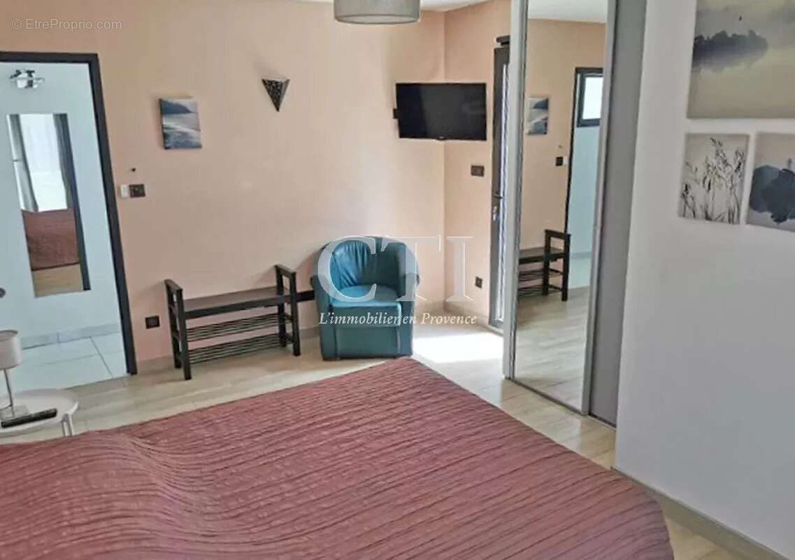 Maison à VAISON-LA-ROMAINE