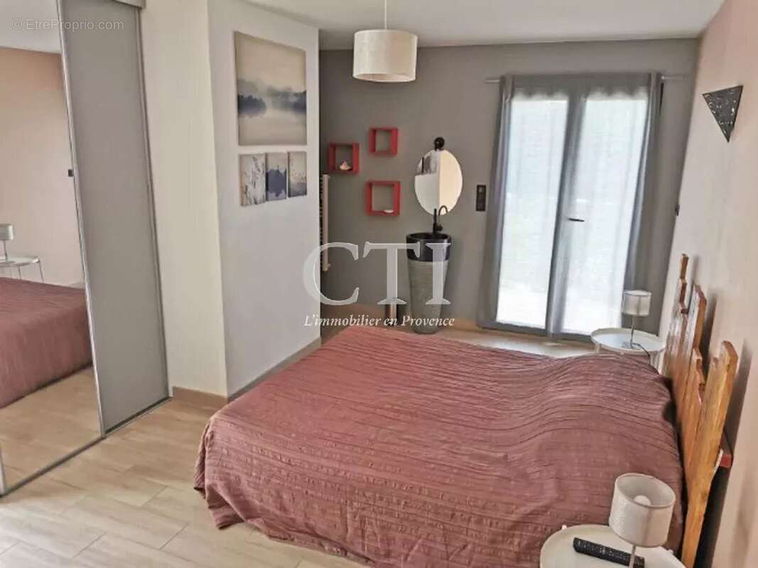 Maison à VAISON-LA-ROMAINE