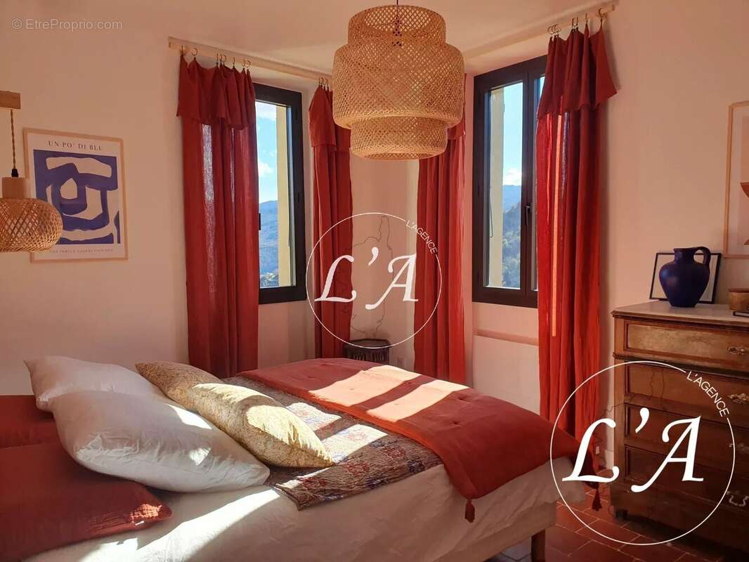 Maison à SANTO-PIETRO-DI-TENDA