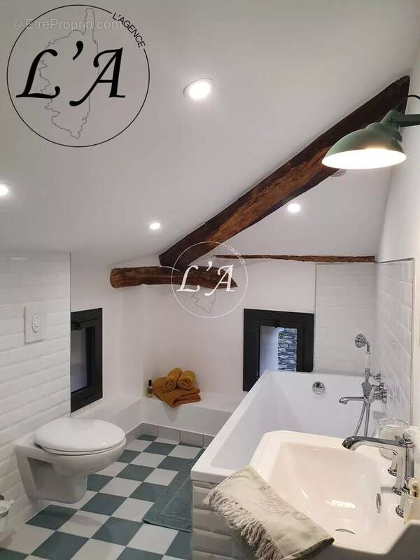 Maison à SANTO-PIETRO-DI-TENDA