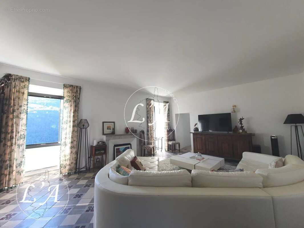 Maison à SANTO-PIETRO-DI-TENDA