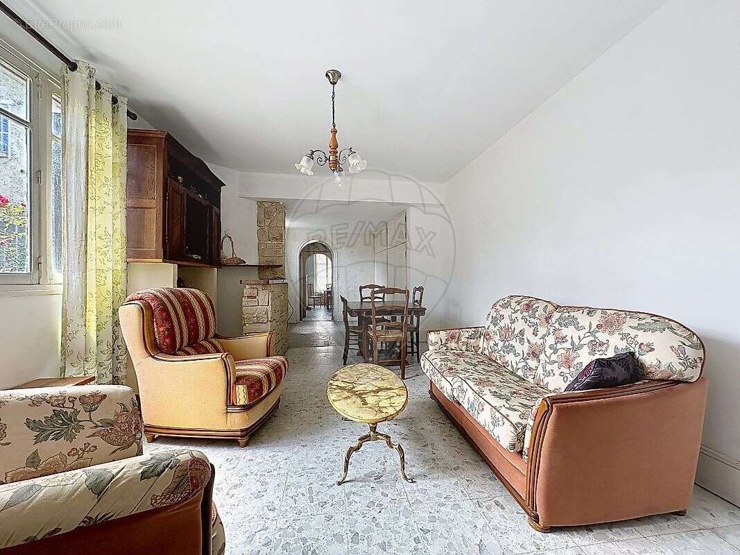 Maison à PONT-SUR-SEINE