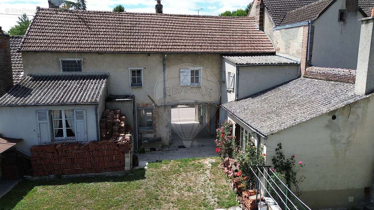 Maison à PONT-SUR-SEINE