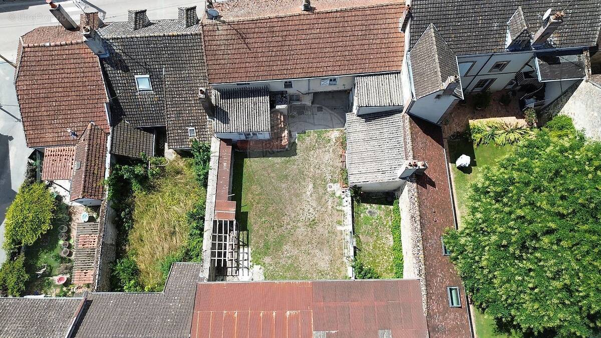 Maison à PONT-SUR-SEINE