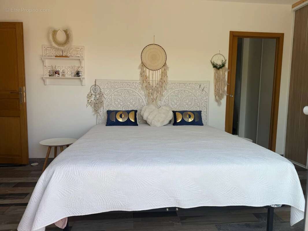 Maison à SAINTE-ANASTASIE-SUR-ISSOLE