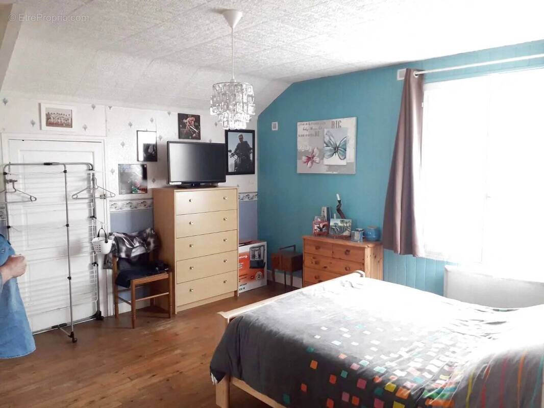 Maison à SAINT-SAUFLIEU