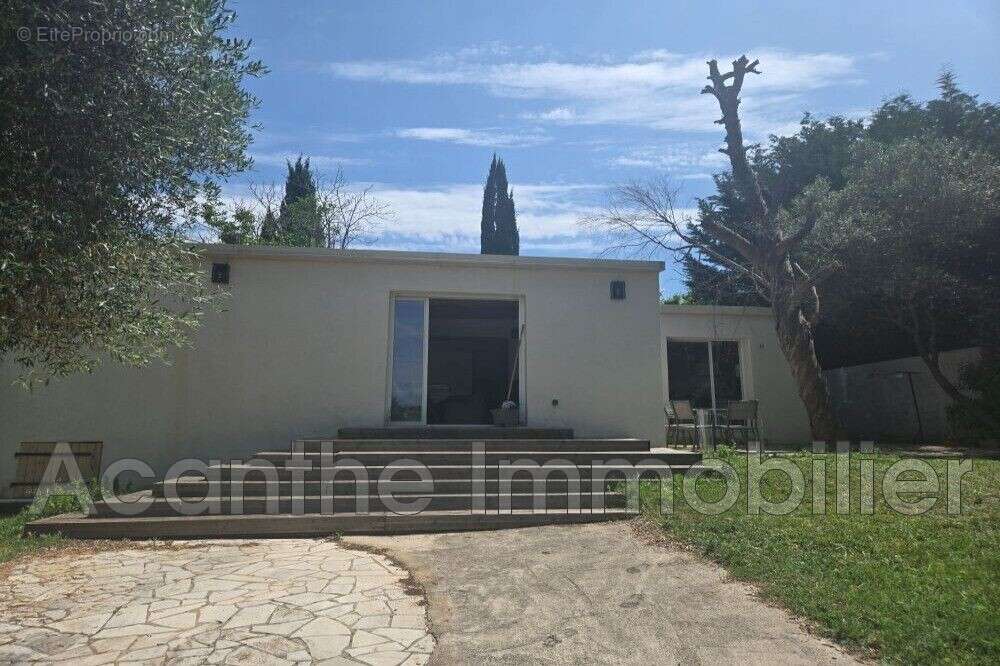 Maison à LUNEL-VIEL