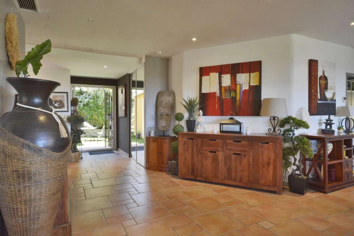 Maison à BIOT
