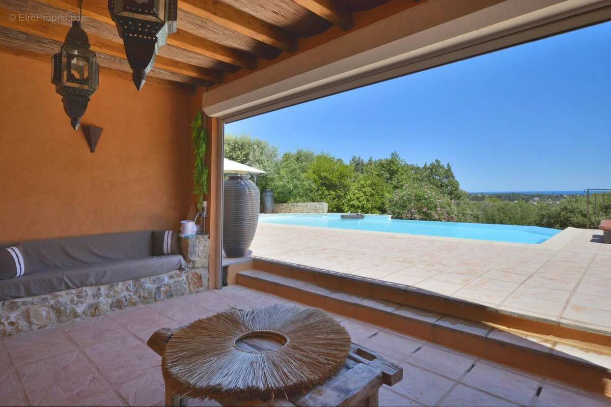 Maison à BIOT
