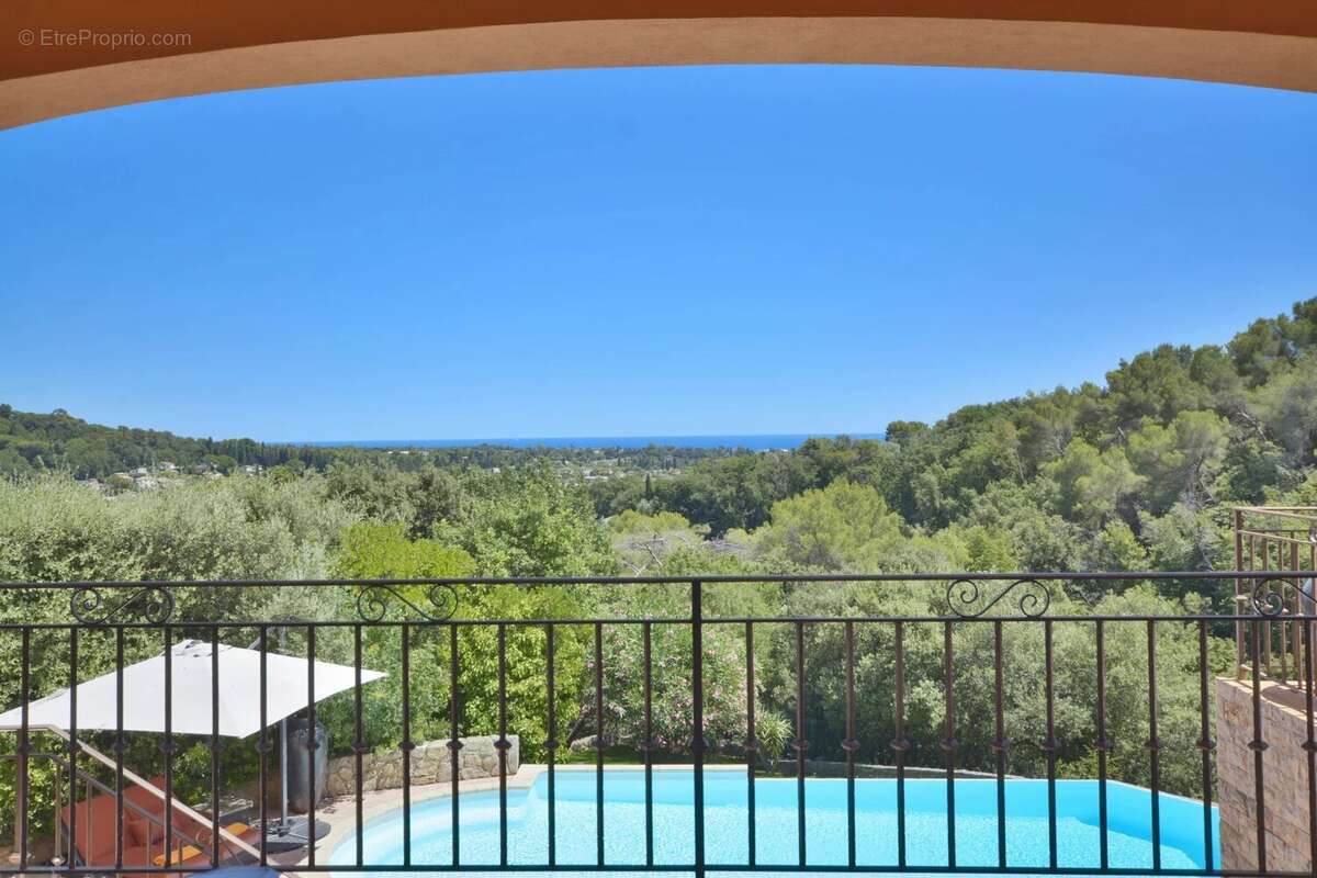 Maison à BIOT