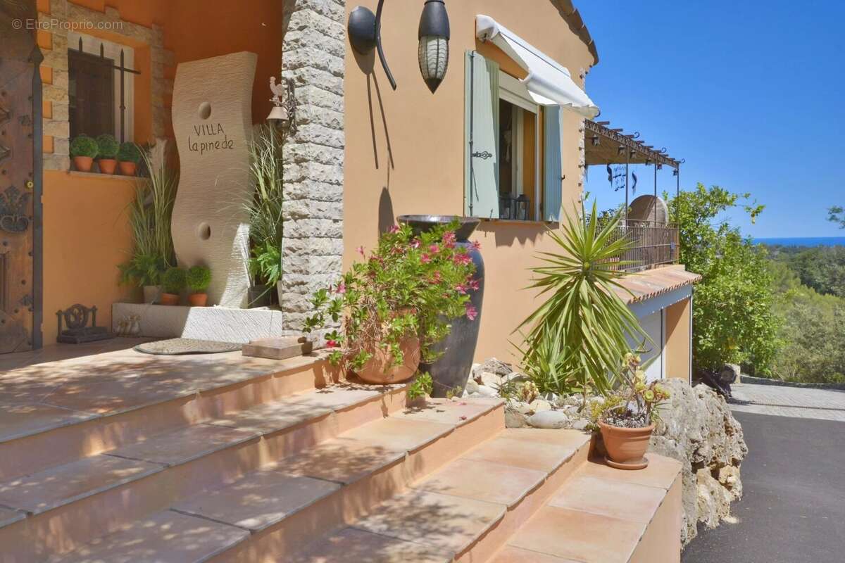 Maison à BIOT
