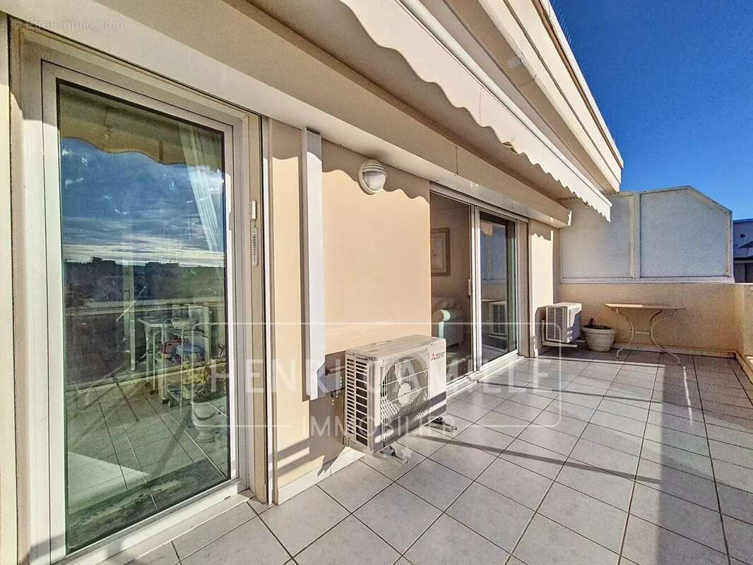 Appartement à CANNES