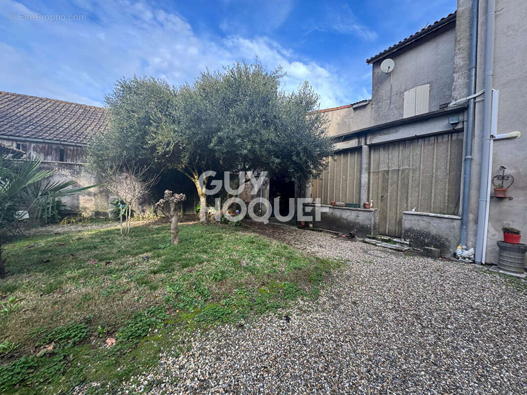 Maison à CASTELJALOUX