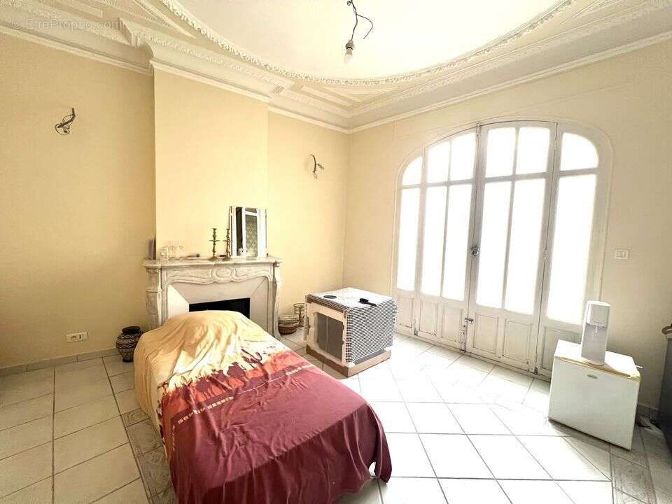 Maison à MARSEILLE-4E