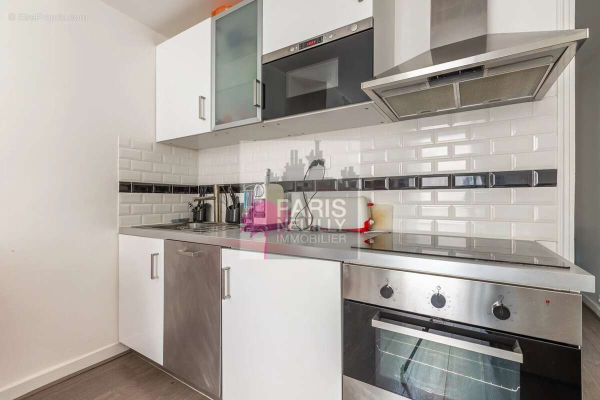 Appartement à PARIS-17E