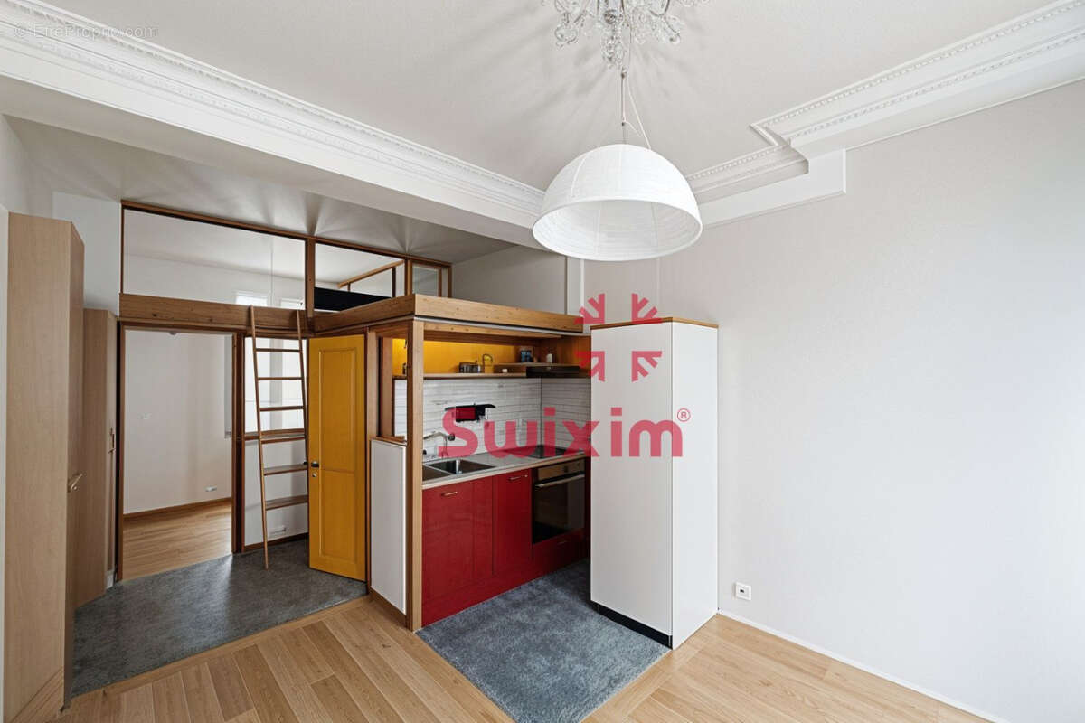 Appartement à PARIS-20E