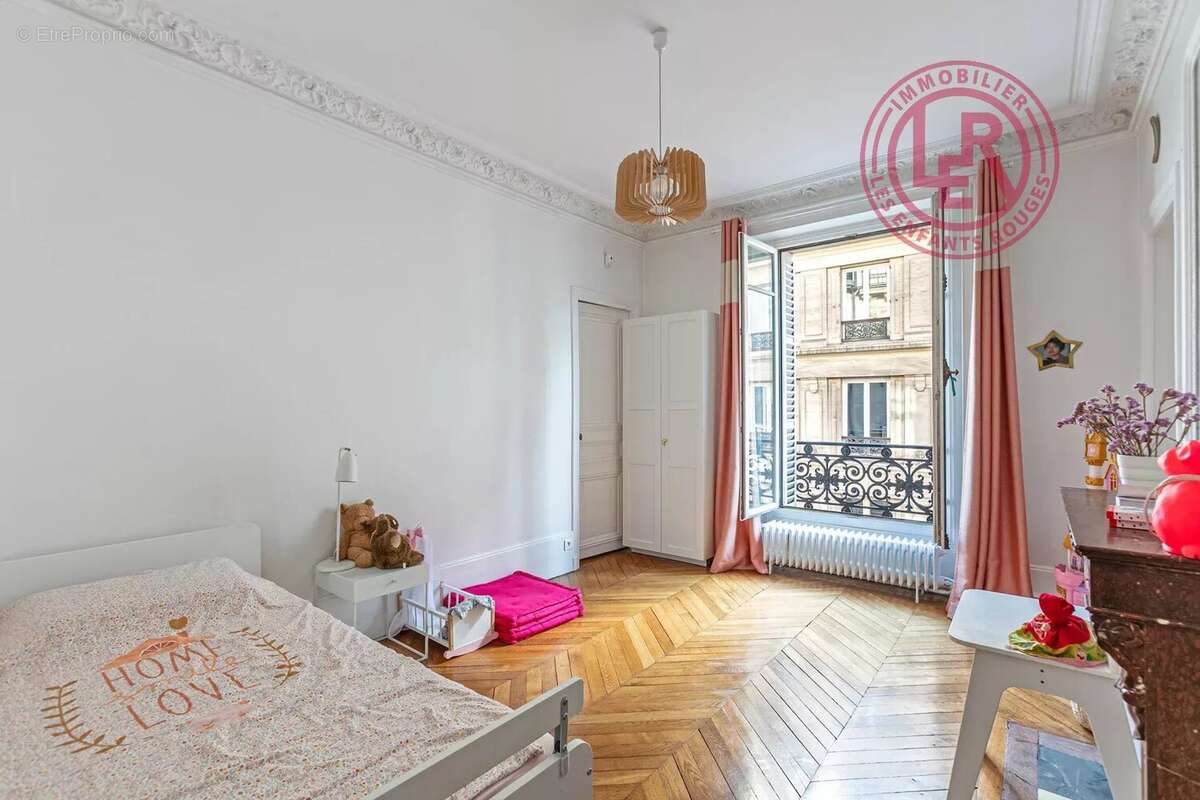 Appartement à PARIS-4E