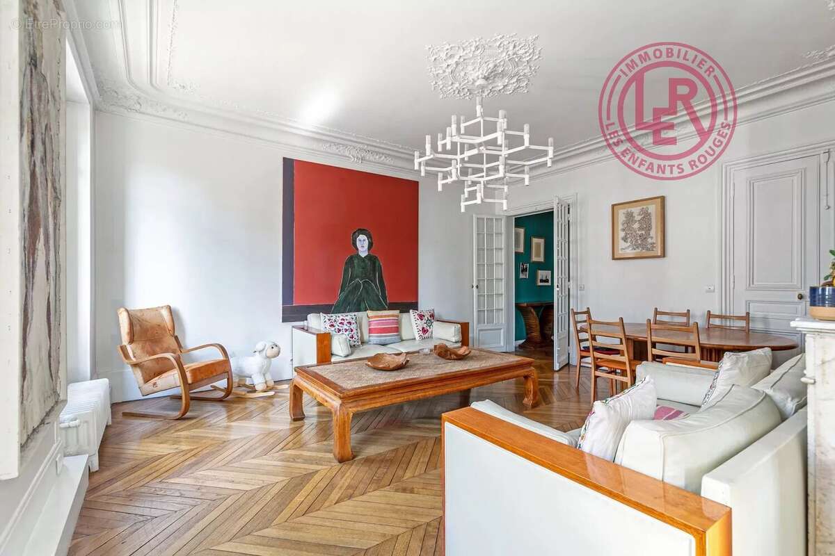 Appartement à PARIS-4E