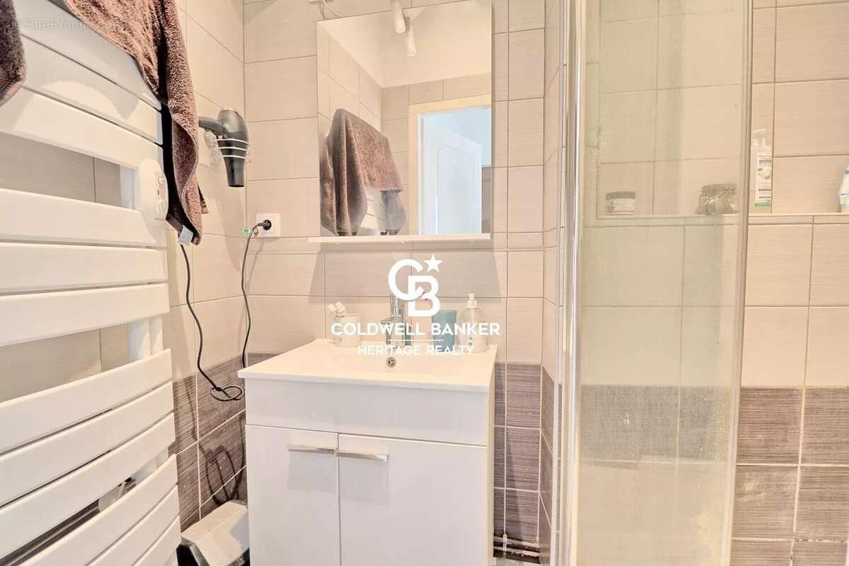 Appartement à OULLINS