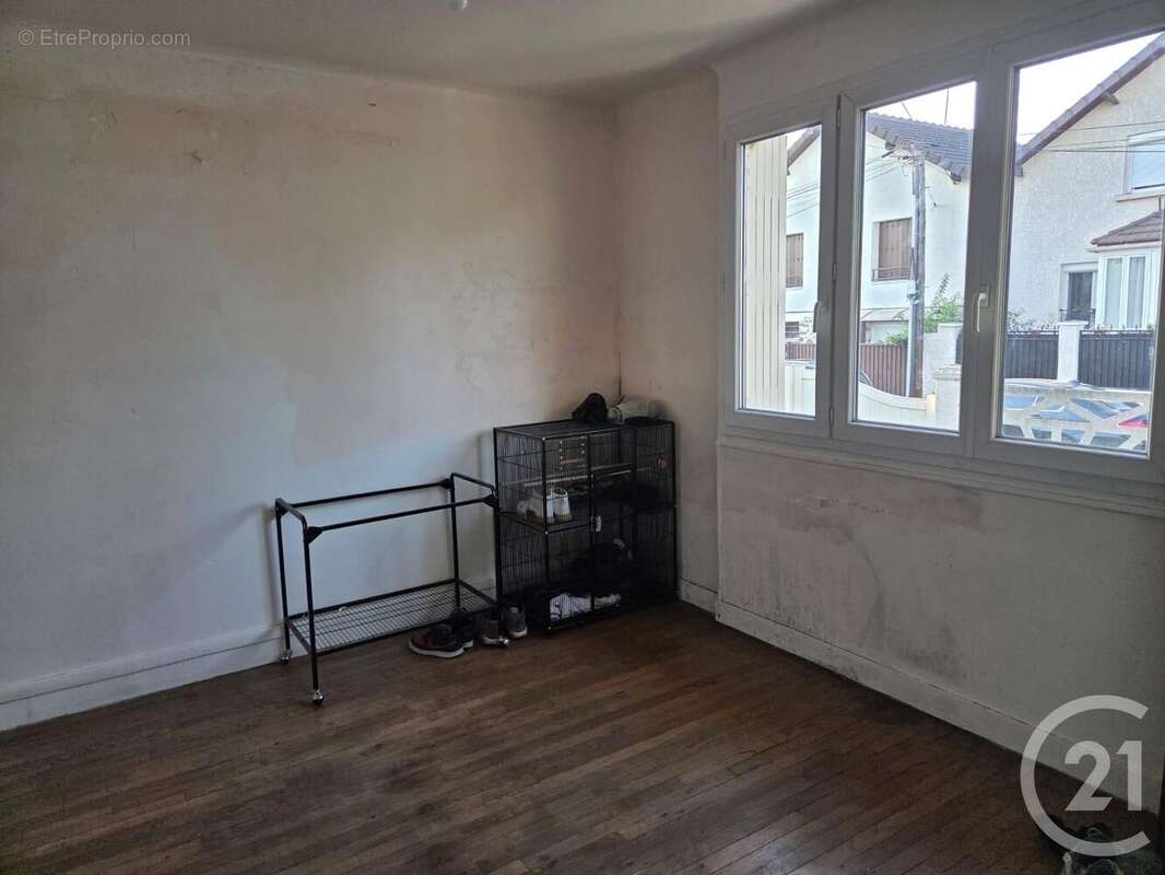 Maison à PIERREFITTE-SUR-SEINE