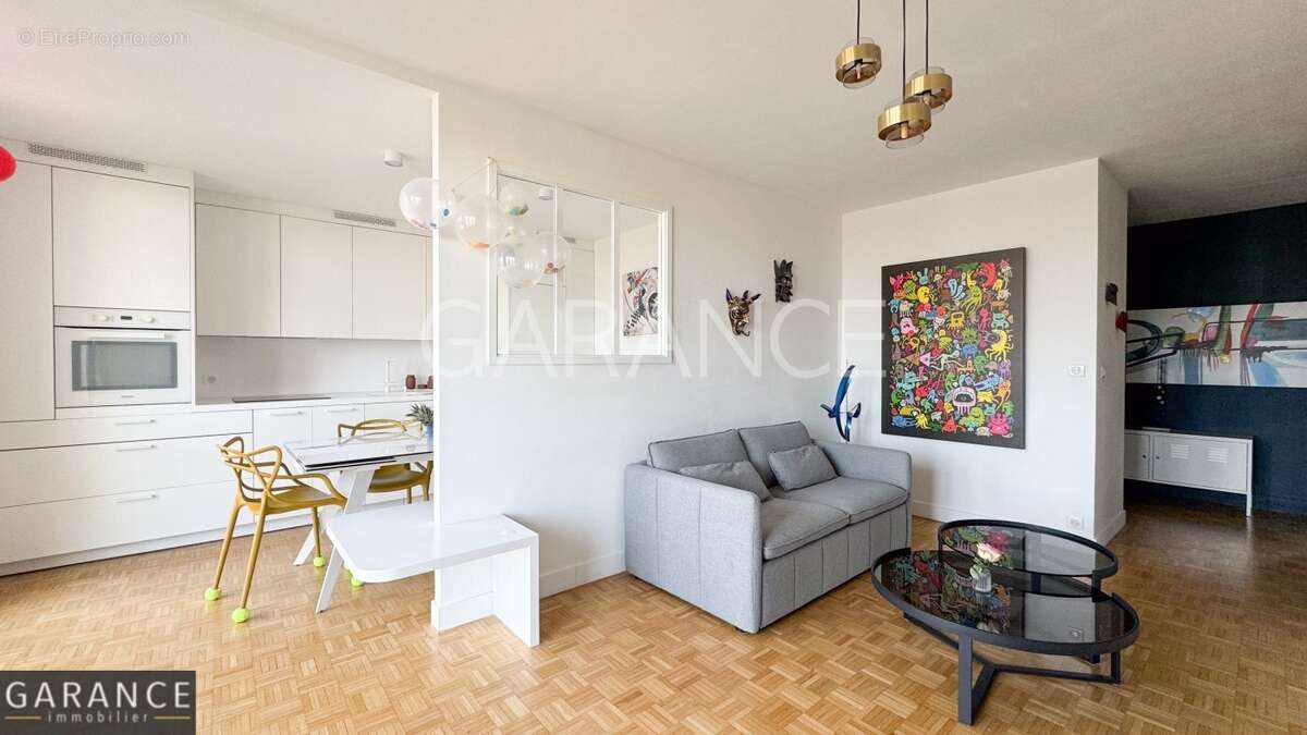 Appartement à PARIS-12E