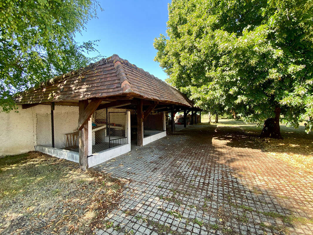 Maison à GONDREVILLE