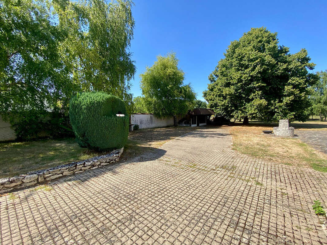 Maison à GONDREVILLE