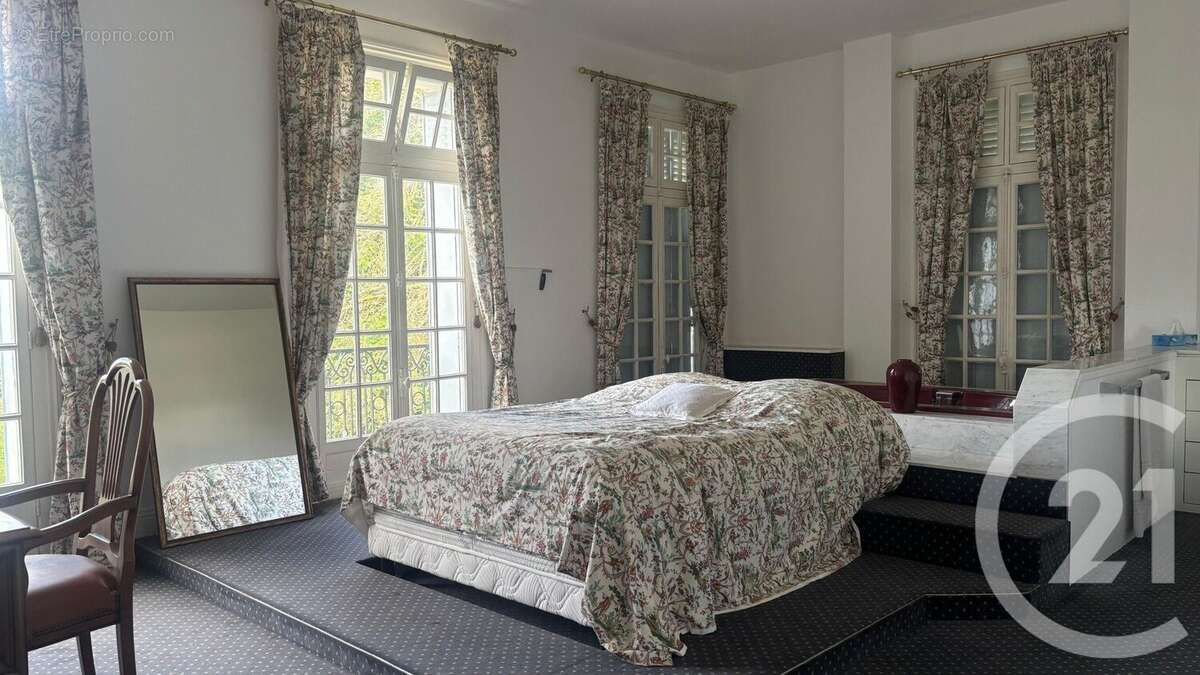 Maison à EZY-SUR-EURE