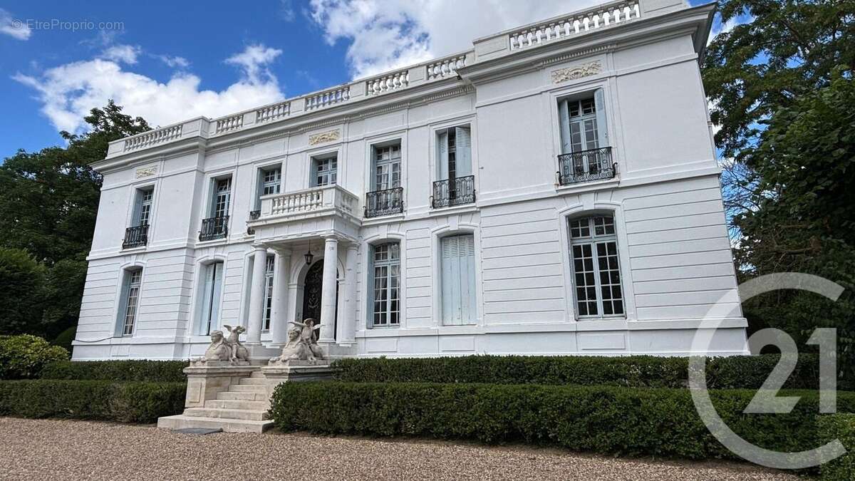 Maison à EZY-SUR-EURE