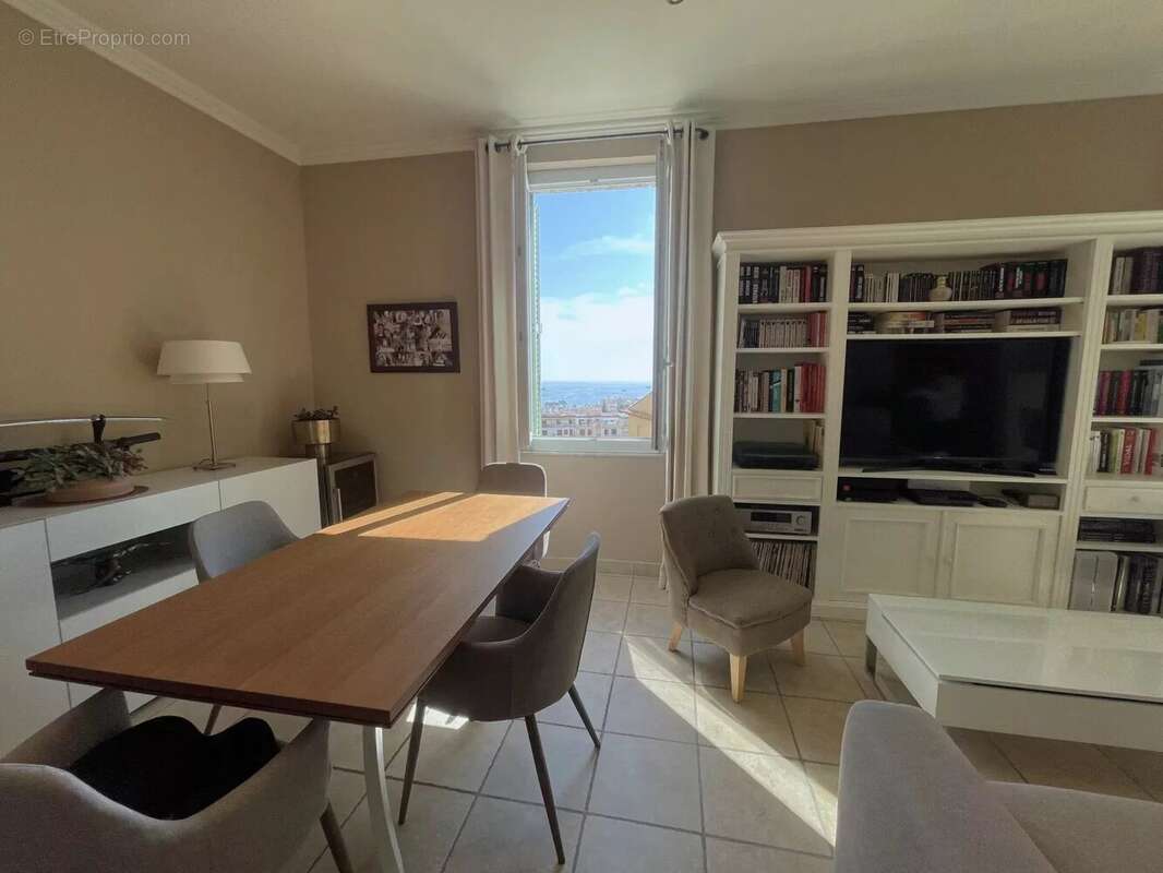 Appartement à BEAULIEU-SUR-MER