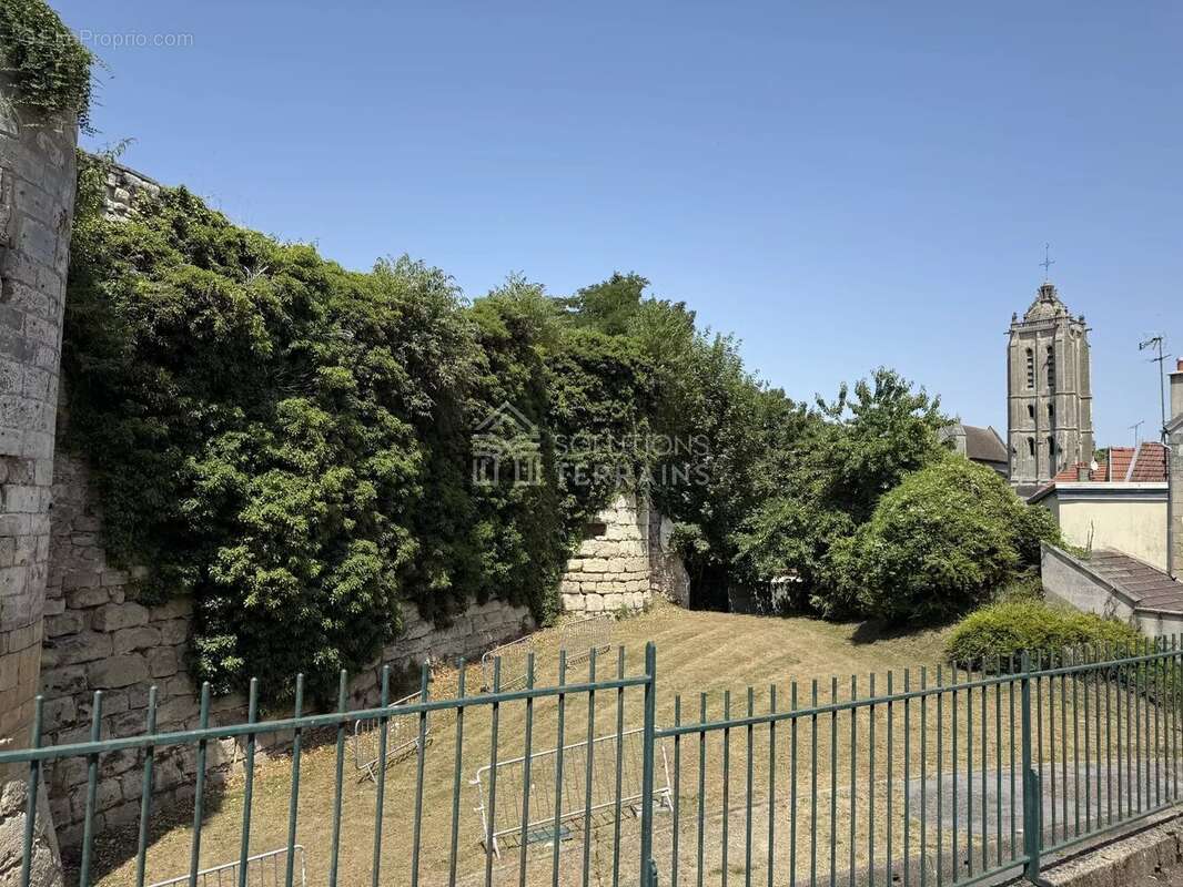 Appartement à BEAUMONT-SUR-OISE