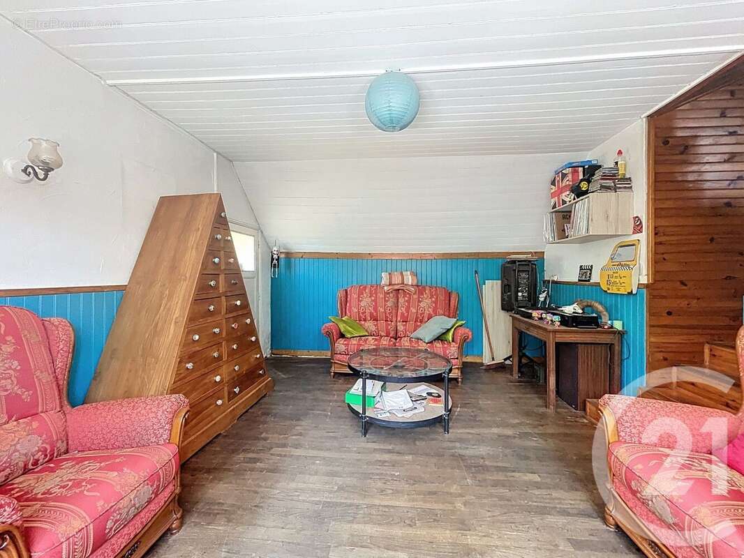 Maison à BELLE-ISLE-EN-TERRE