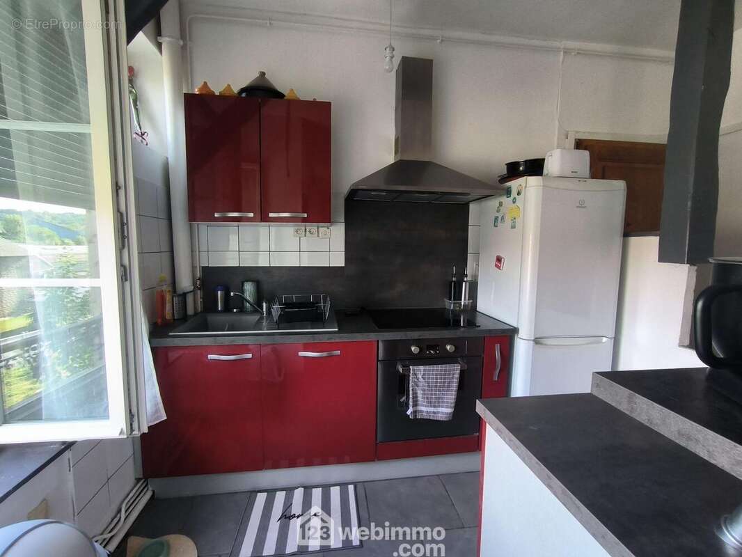 La cuisine équipée et fonctionnelle - Appartement à SOISSONS