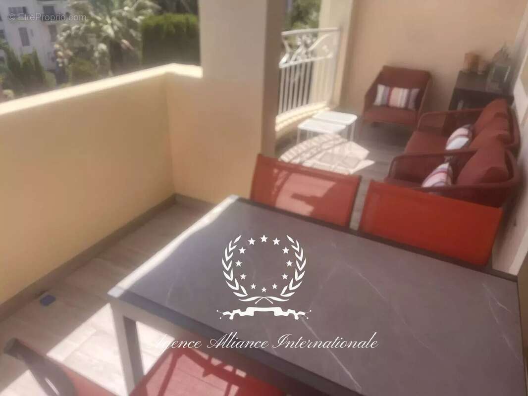 Appartement à CANNES