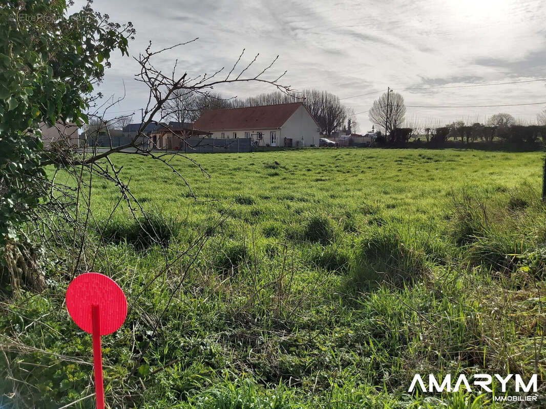 Terrain à BRUTELLES