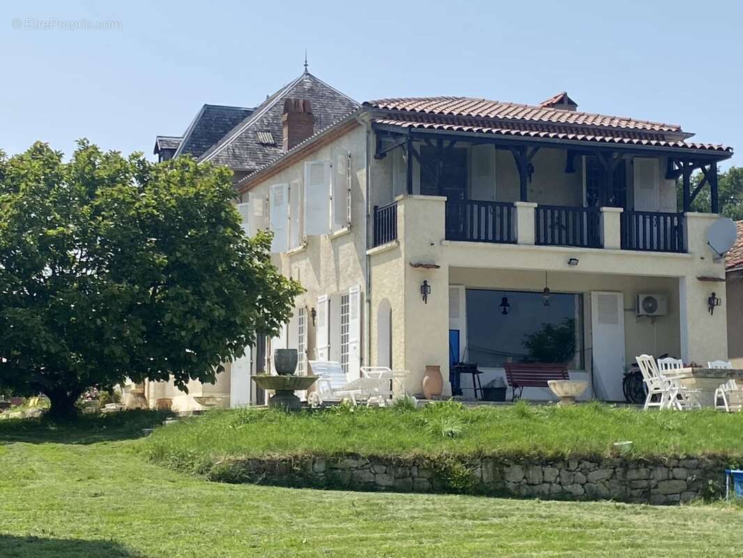 Maison à MIELAN