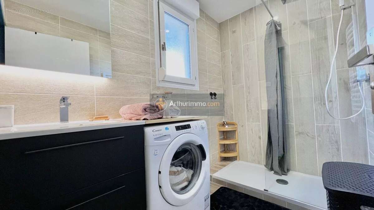 Appartement à FREJUS