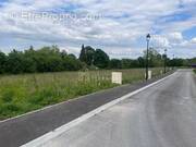 Terrain à LA CHAPELLE-GAUTHIER