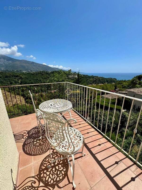 Maison à ROQUEBRUNE-CAP-MARTIN