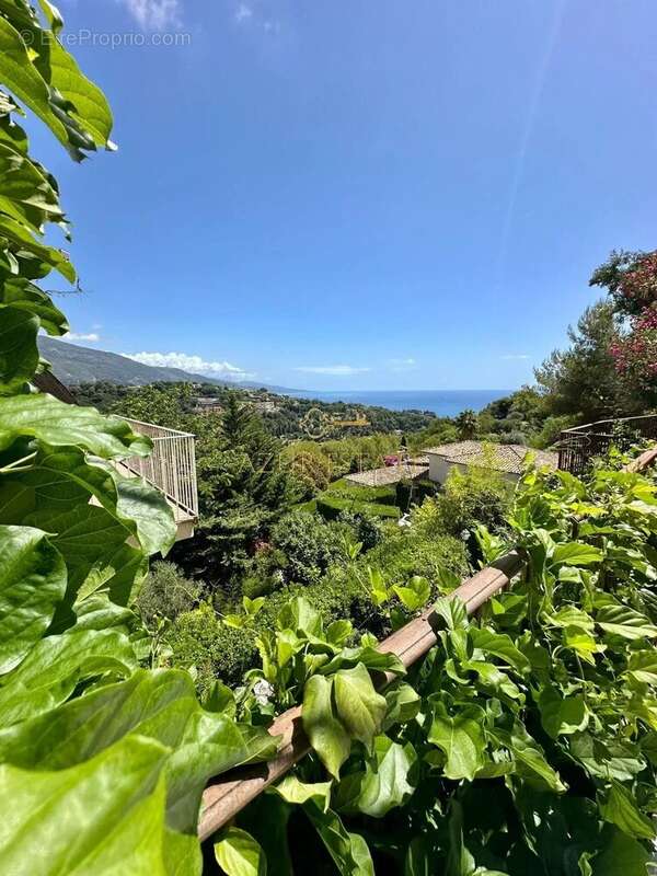 Maison à ROQUEBRUNE-CAP-MARTIN