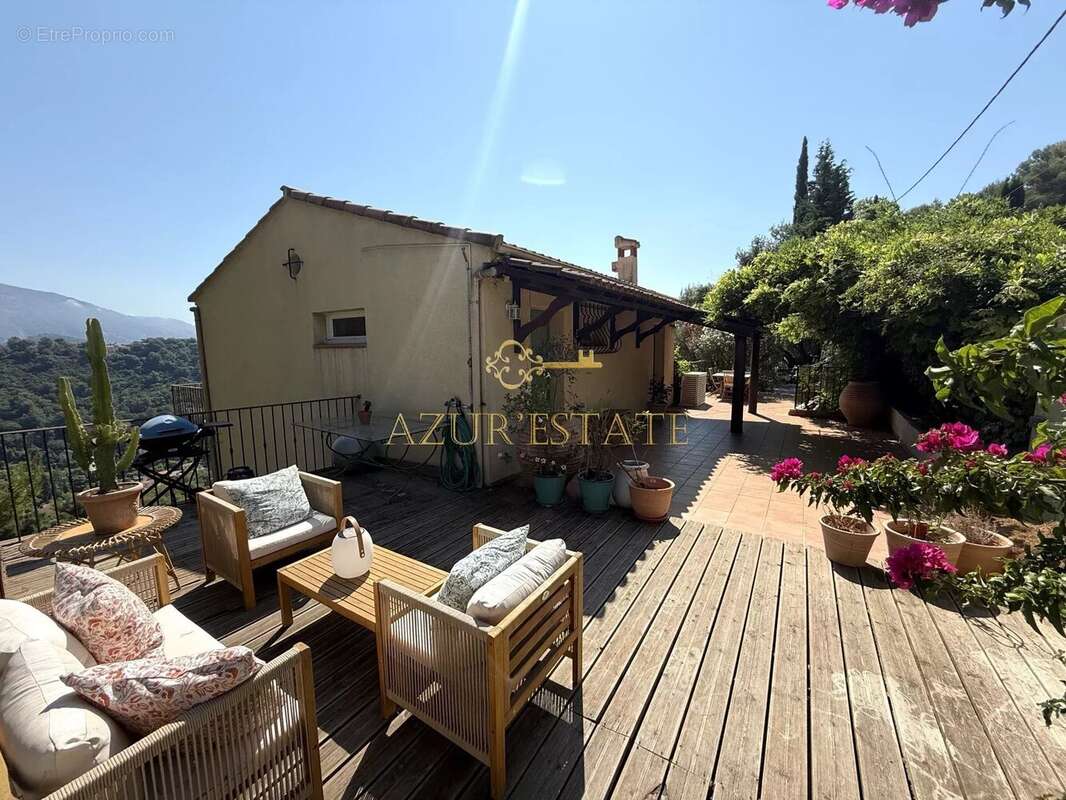 Maison à ROQUEBRUNE-CAP-MARTIN