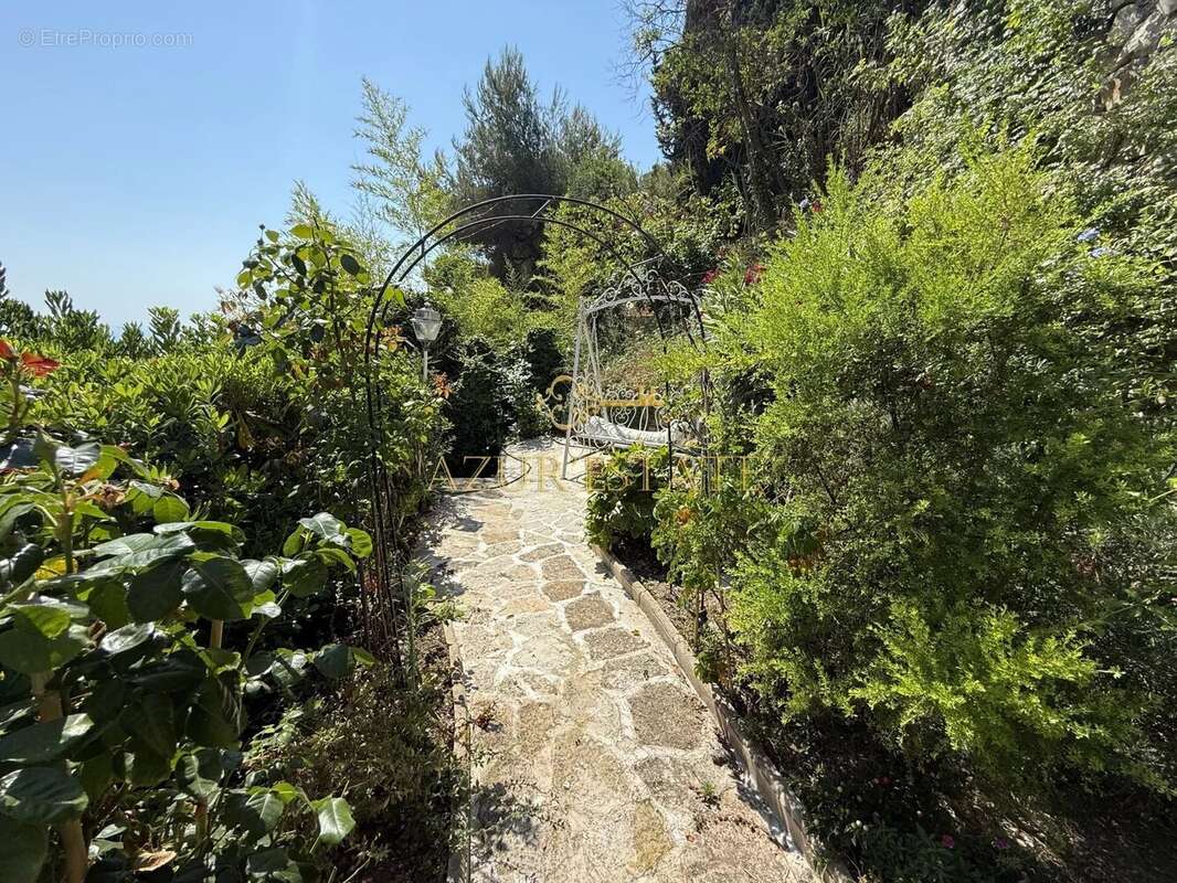 Maison à ROQUEBRUNE-CAP-MARTIN