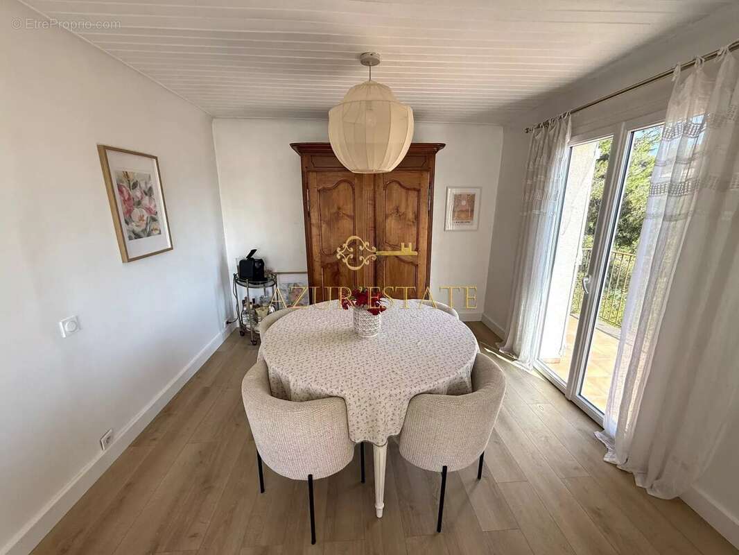 Maison à ROQUEBRUNE-CAP-MARTIN