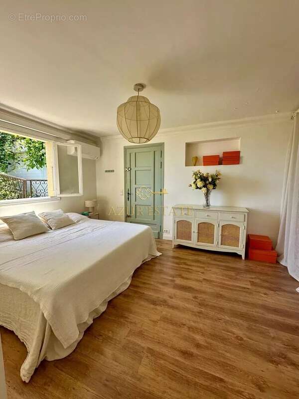 Maison à ROQUEBRUNE-CAP-MARTIN