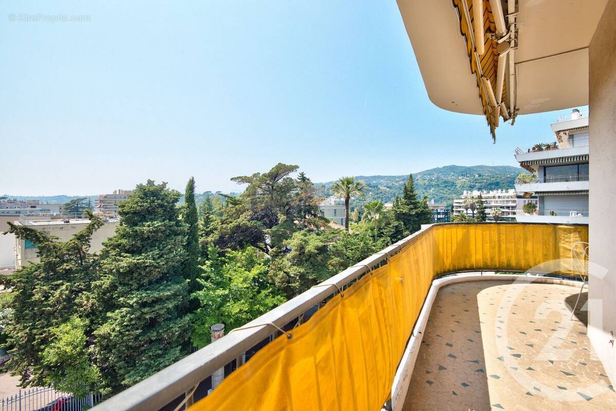 Appartement à NICE