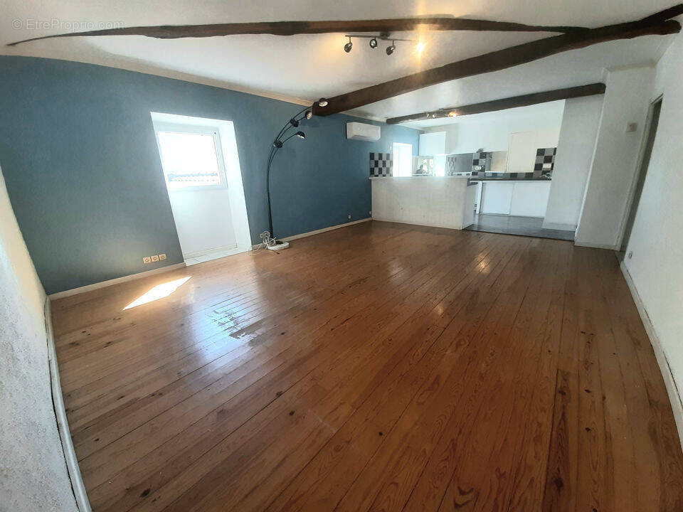 Appartement à SAINT-PRIVAT