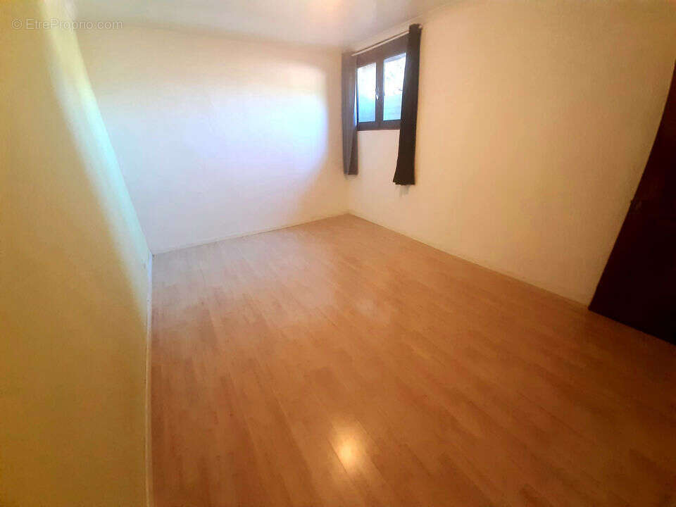 Appartement à SAINT-PRIVAT