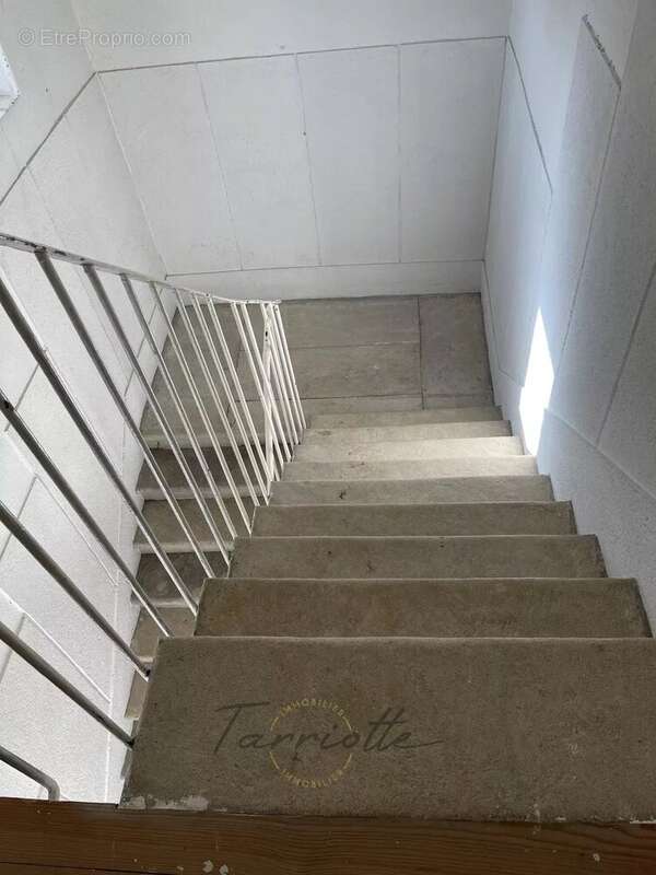 Maison à LA BEGUDE-DE-MAZENC