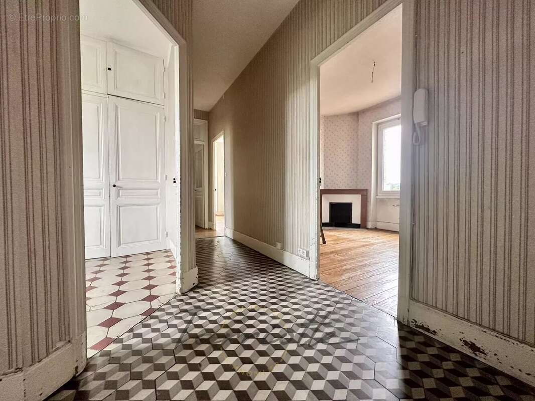 Appartement à MONTELIMAR