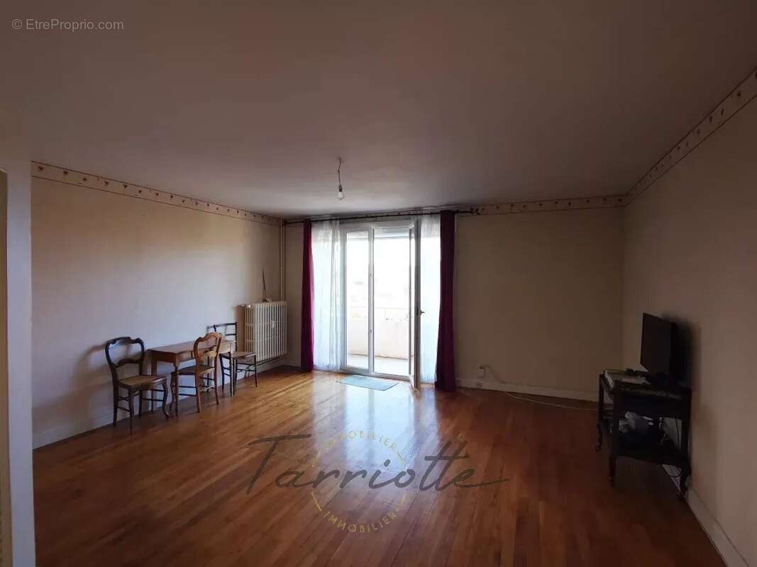 Appartement à MONTELIMAR